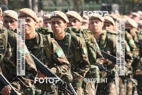 Buy your photos of the eventDesfile cvico 9 de Julho on Fotop