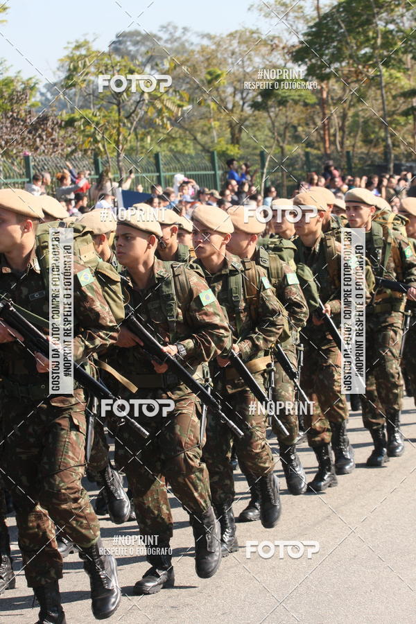 Buy your photos of the eventDesfile cvico 9 de Julho on Fotop