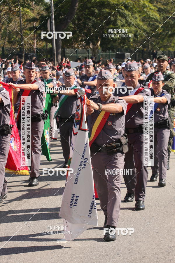 Buy your photos of the eventDesfile cvico 9 de Julho on Fotop