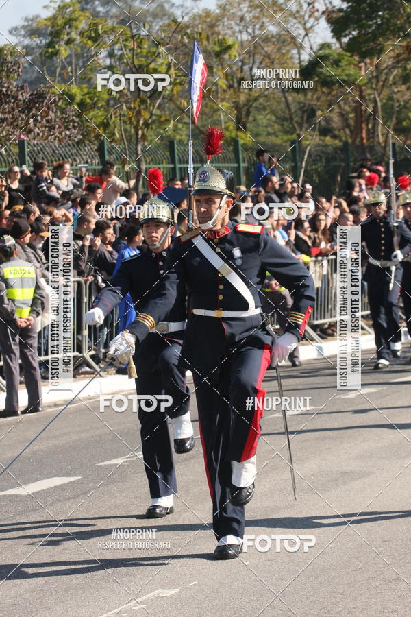 Buy your photos of the eventDesfile cvico 9 de Julho on Fotop