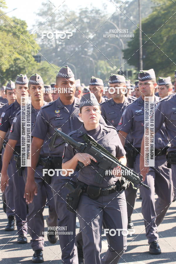 Buy your photos of the eventDesfile cvico 9 de Julho on Fotop