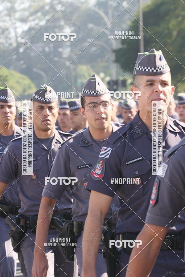 Buy your photos of the eventDesfile cvico 9 de Julho on Fotop