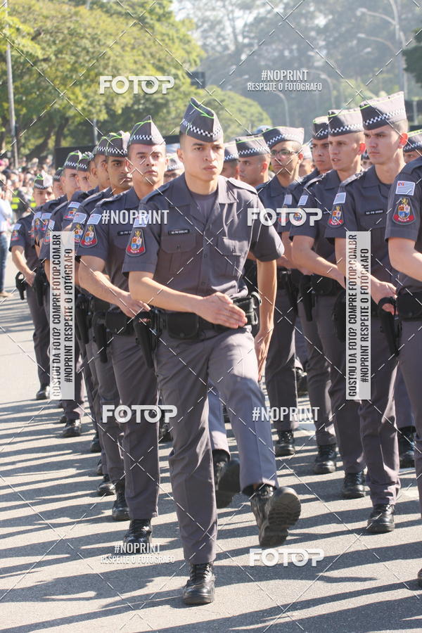 Buy your photos of the eventDesfile cvico 9 de Julho on Fotop