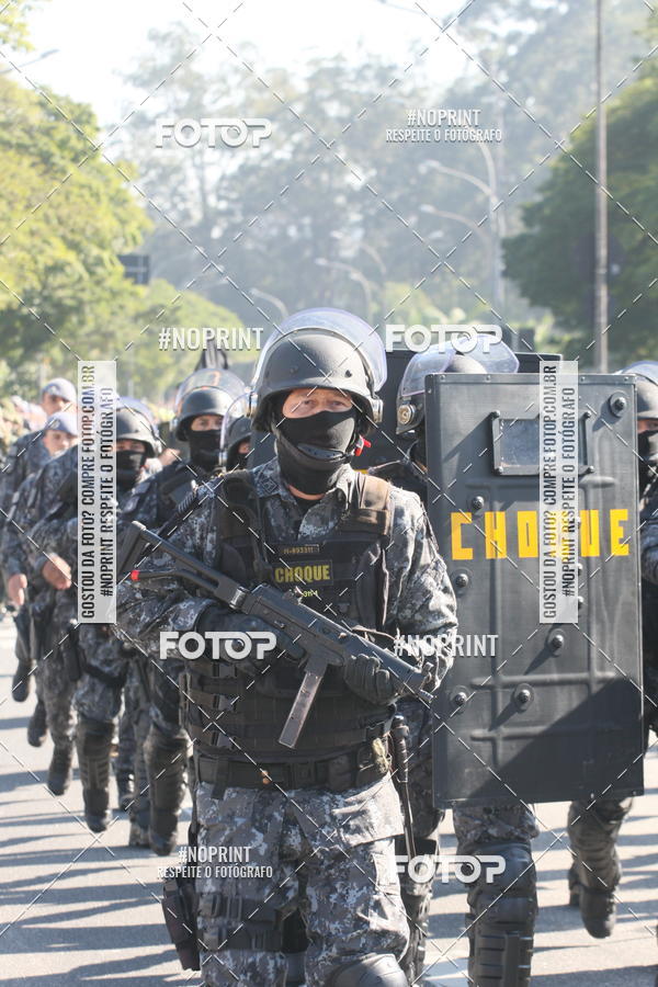 Buy your photos of the eventDesfile cvico 9 de Julho on Fotop