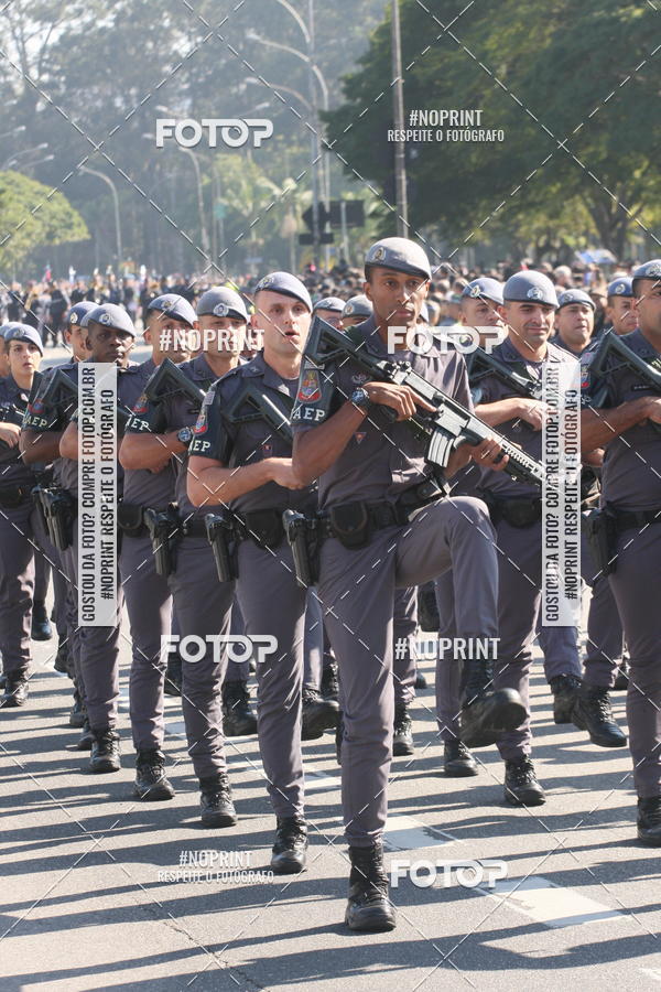 Buy your photos of the eventDesfile cvico 9 de Julho on Fotop