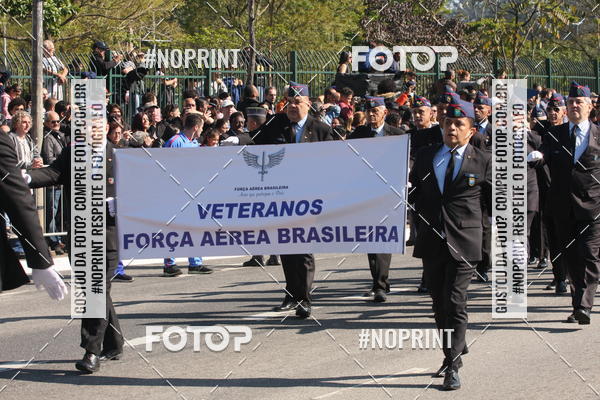 Buy your photos of the eventDesfile cvico 9 de Julho on Fotop