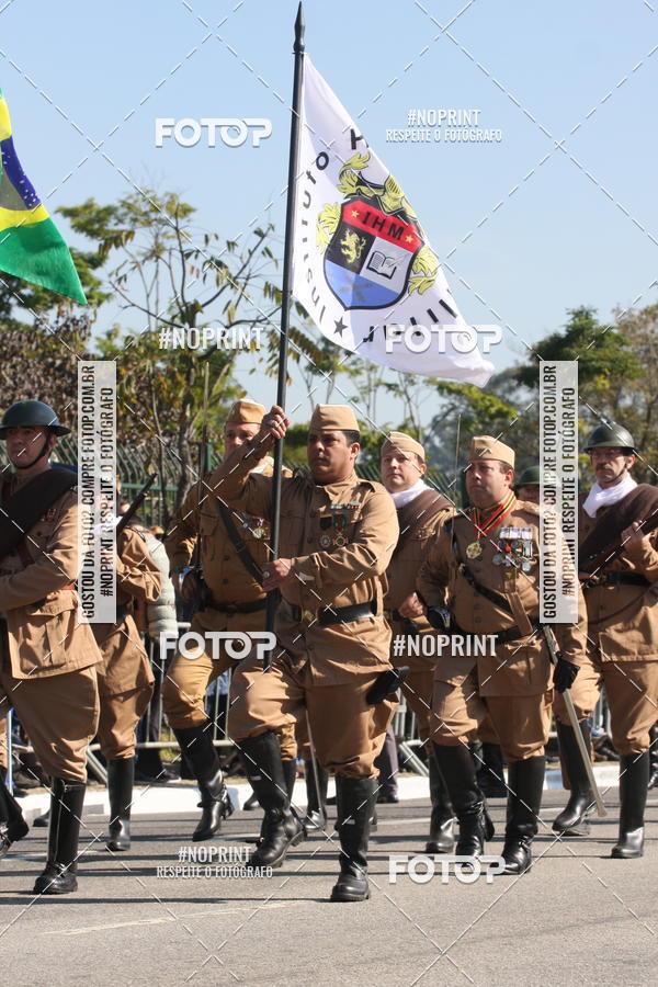 Buy your photos of the eventDesfile cvico 9 de Julho on Fotop
