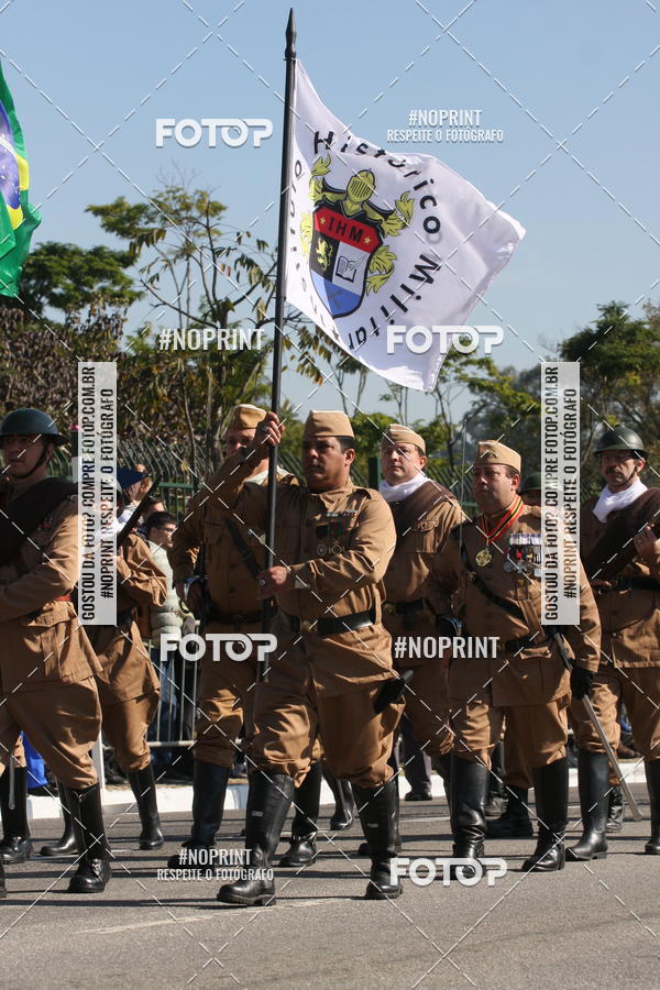 Buy your photos of the eventDesfile cvico 9 de Julho on Fotop