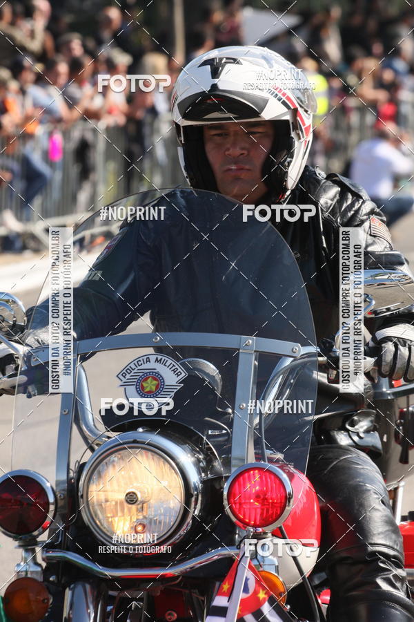 Buy your photos of the eventDesfile cvico 9 de Julho on Fotop