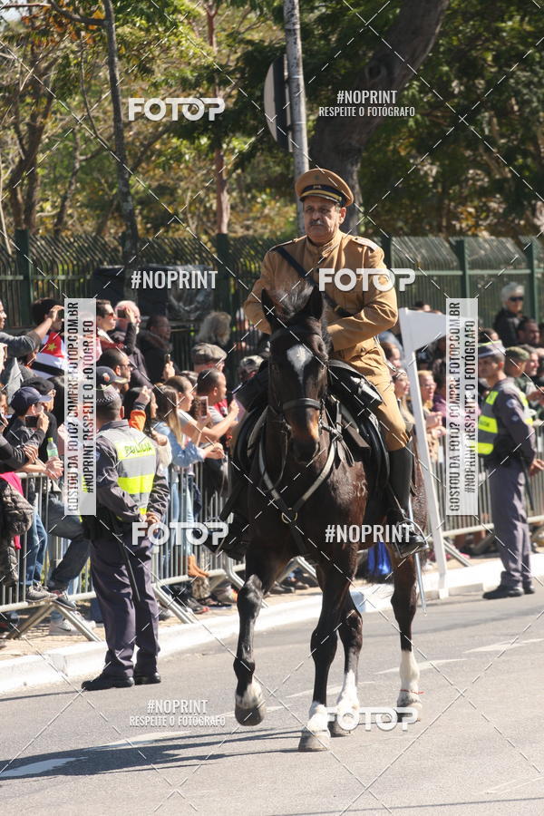 Buy your photos of the eventDesfile cvico 9 de Julho on Fotop