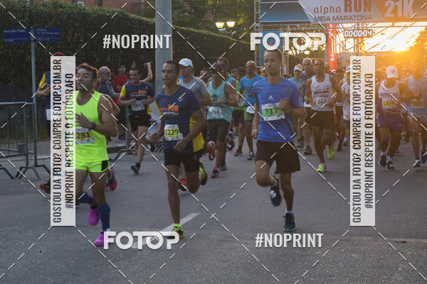 Buy your photos of the event21K Alpha Run - Equipe ASI on Fotop
