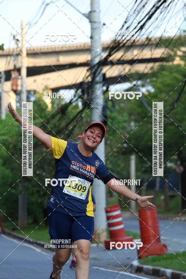 Buy your photos of the event21K Alpha Run - Equipe ASI on Fotop