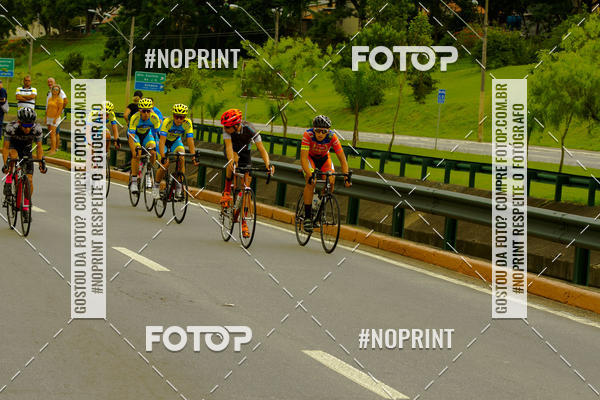 Compra tus fotos del evento GP de ciclismo 120K En Fotop