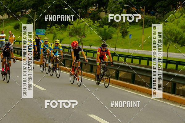 Compra tus fotos del evento GP de ciclismo 120K En Fotop