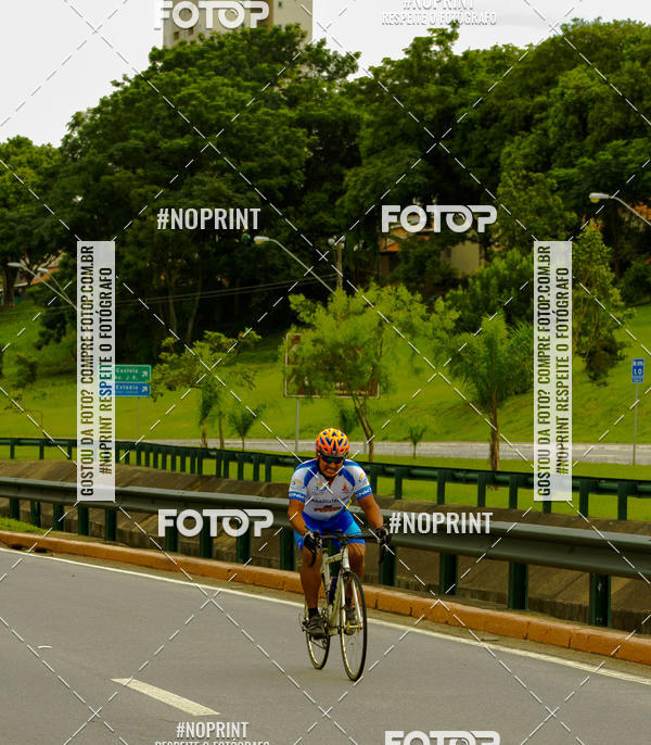 Compra tus fotos del evento GP de ciclismo 120K En Fotop