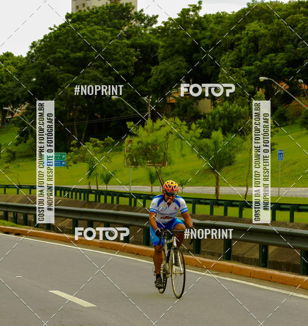 Compra tus fotos del evento GP de ciclismo 120K En Fotop