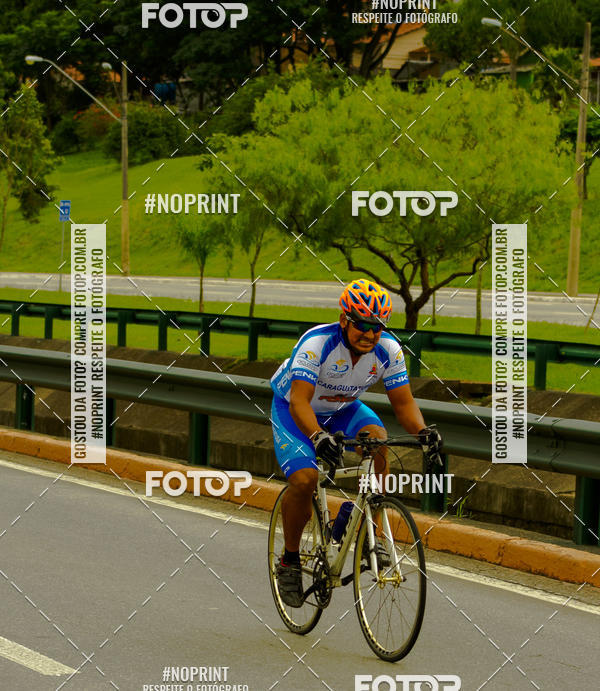 Compra tus fotos del evento GP de ciclismo 120K En Fotop
