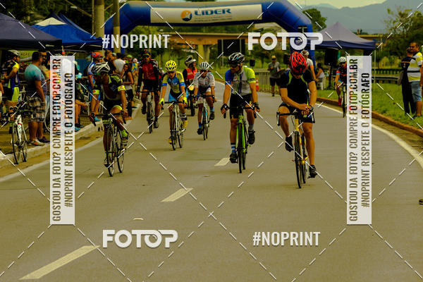 Compra tus fotos del evento GP de ciclismo 120K En Fotop