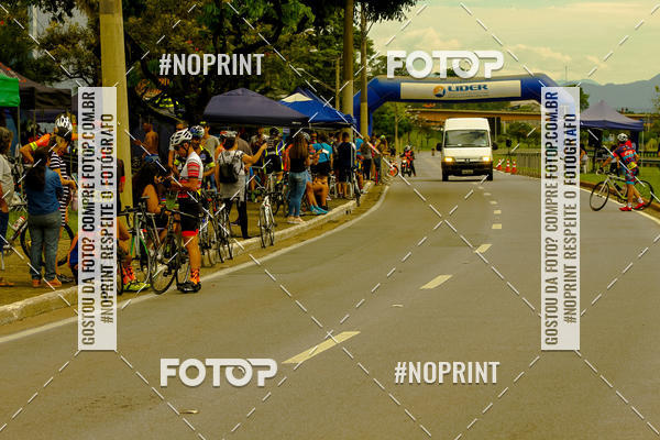 Compra tus fotos del evento GP de ciclismo 120K En Fotop
