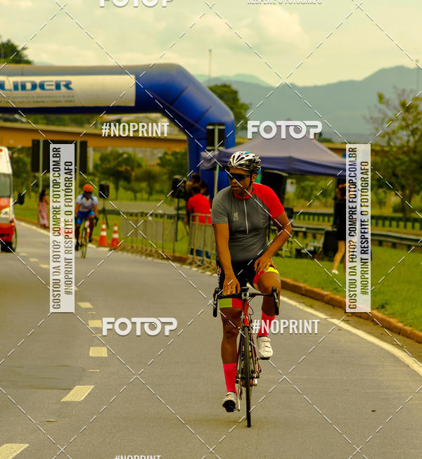 Compra tus fotos del evento GP de ciclismo 120K En Fotop
