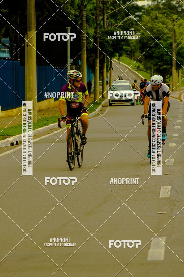 Achetez vos photos de l'vnement GP de ciclismo 120K sur Fotop