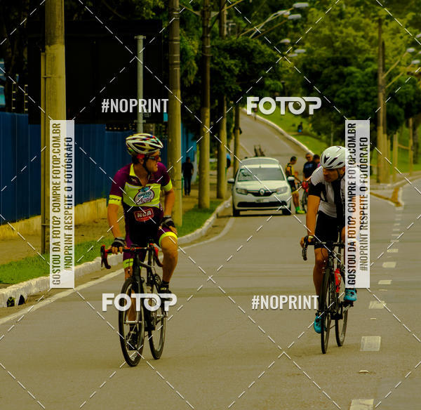 Compra tus fotos del evento GP de ciclismo 120K En Fotop
