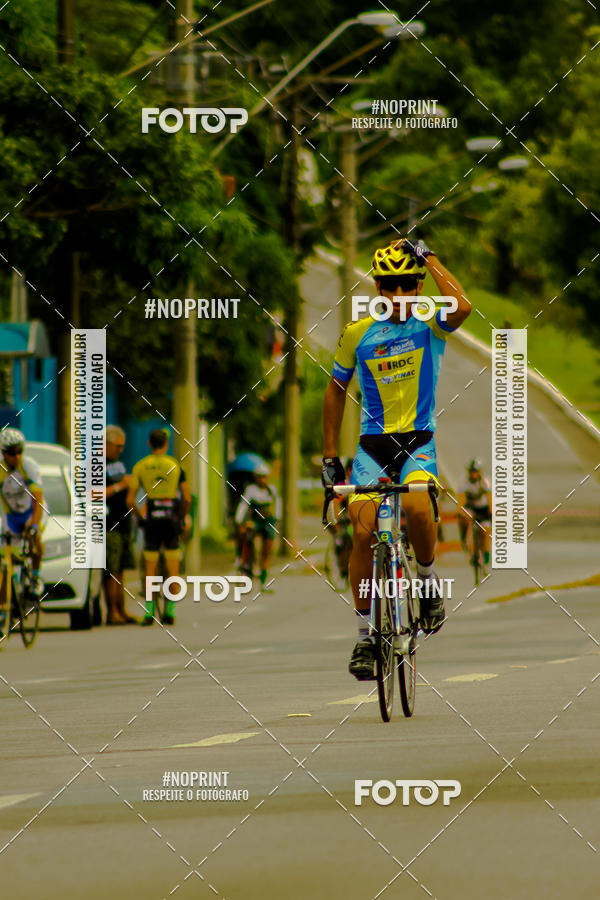 Achetez vos photos de l'vnement GP de ciclismo 120K sur Fotop