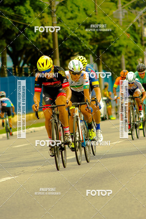 Compra tus fotos del evento GP de ciclismo 120K En Fotop