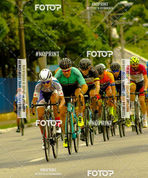 Compra tus fotos del evento GP de ciclismo 120K En Fotop