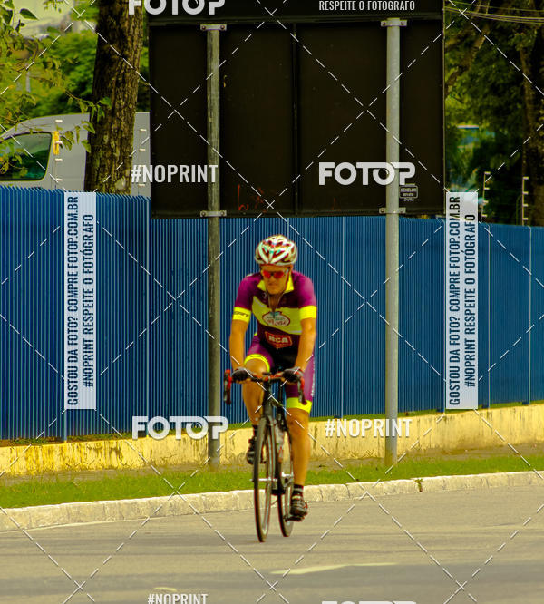 Compra tus fotos del evento GP de ciclismo 120K En Fotop