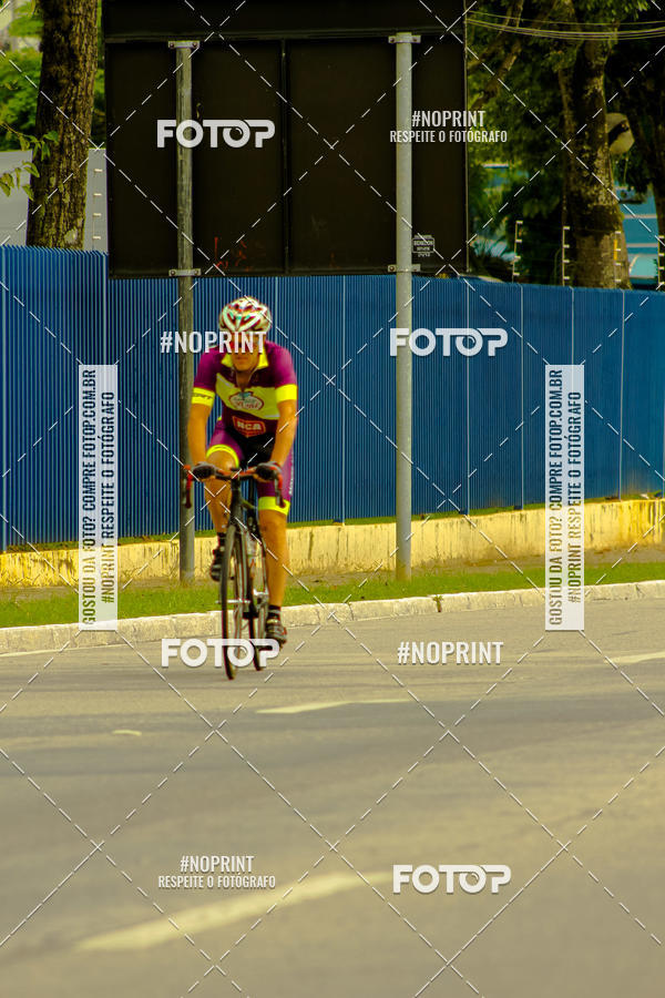 Compra tus fotos del evento GP de ciclismo 120K En Fotop