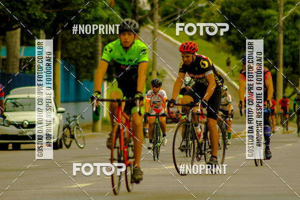 Achetez vos photos de l'vnement GP de ciclismo 120K sur Fotop