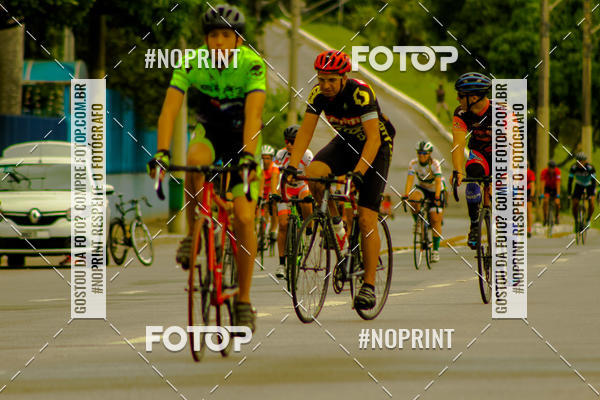 Achetez vos photos de l'vnement GP de ciclismo 120K sur Fotop