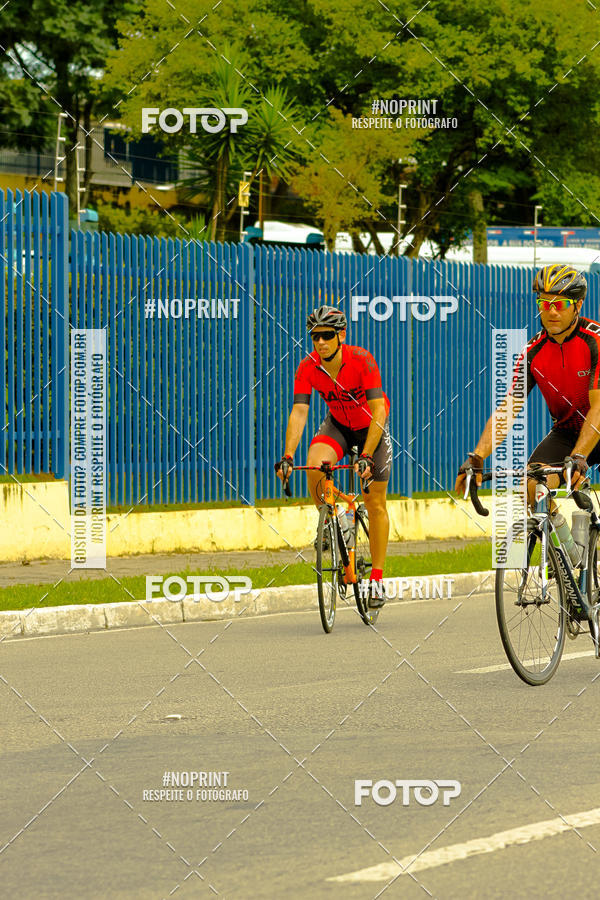 Compra tus fotos del evento GP de ciclismo 120K En Fotop