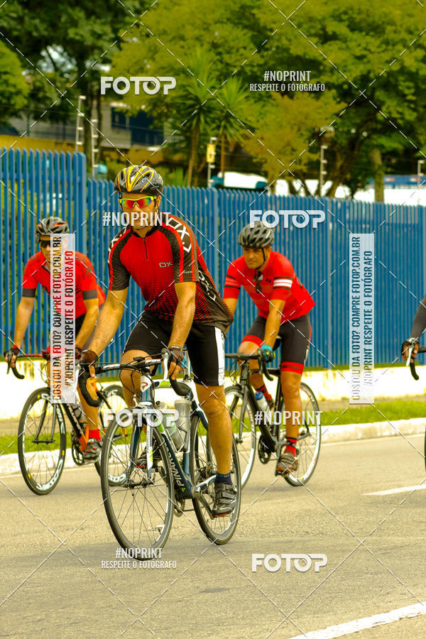 Compra tus fotos del evento GP de ciclismo 120K En Fotop