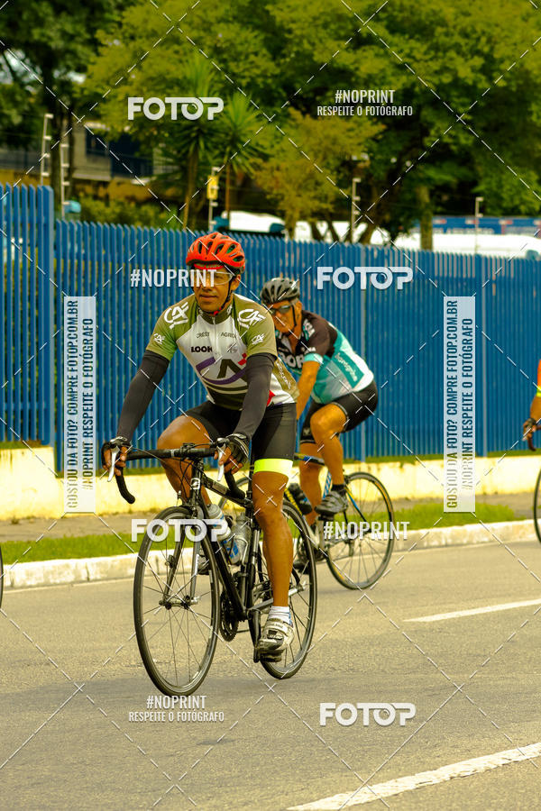 Compra tus fotos del evento GP de ciclismo 120K En Fotop