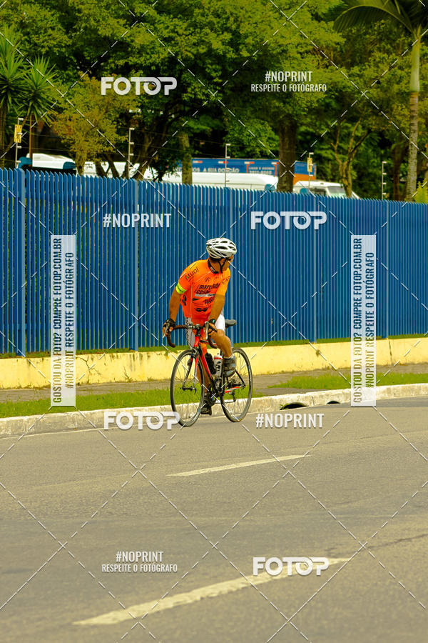 Compra tus fotos del evento GP de ciclismo 120K En Fotop
