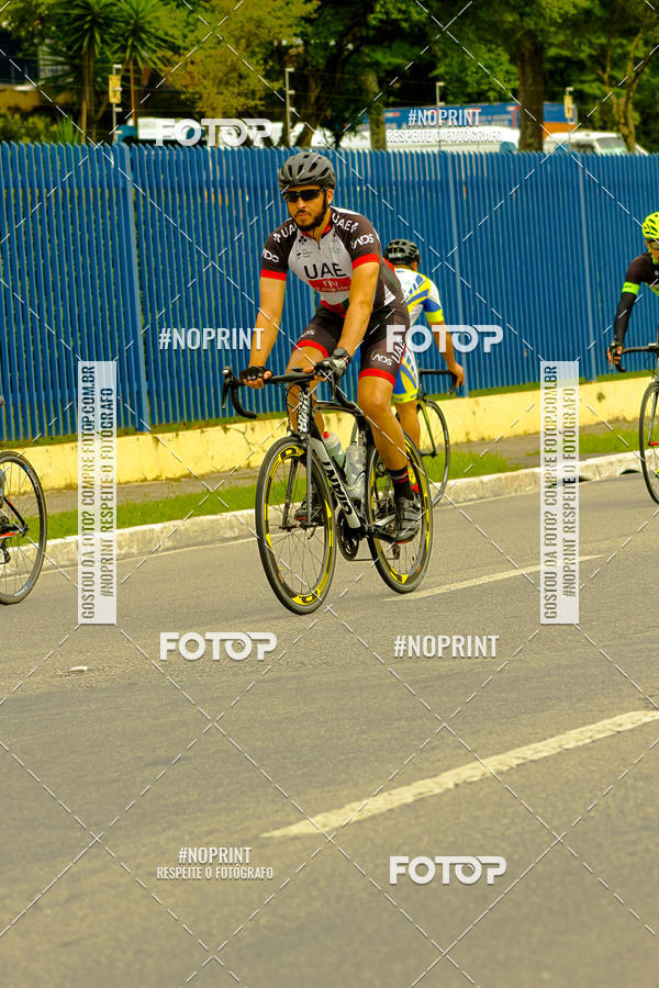 Compra tus fotos del evento GP de ciclismo 120K En Fotop