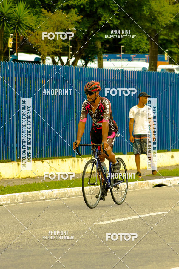 Compra tus fotos del evento GP de ciclismo 120K En Fotop