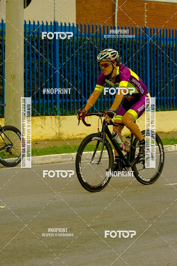 Compra tus fotos del evento GP de ciclismo 120K En Fotop