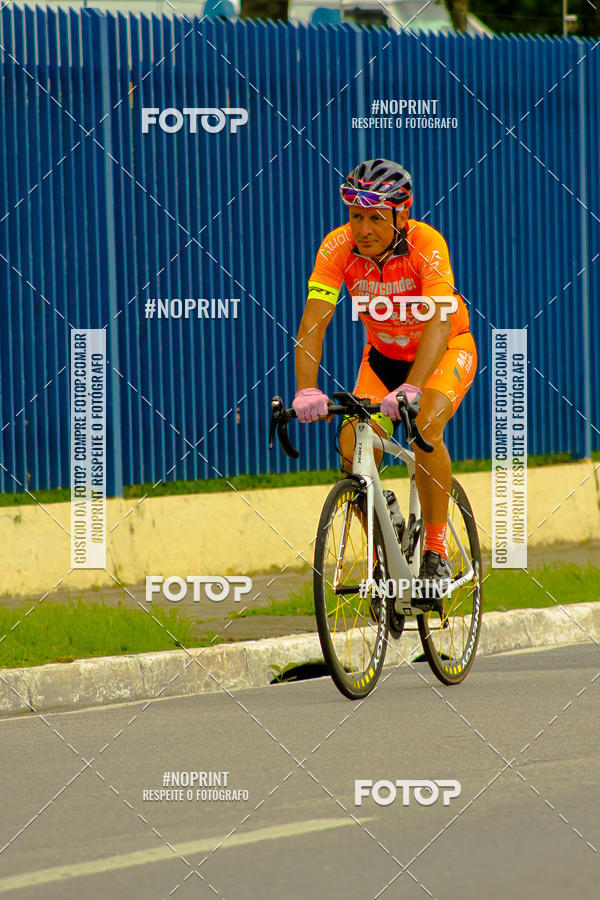 Compra tus fotos del evento GP de ciclismo 120K En Fotop