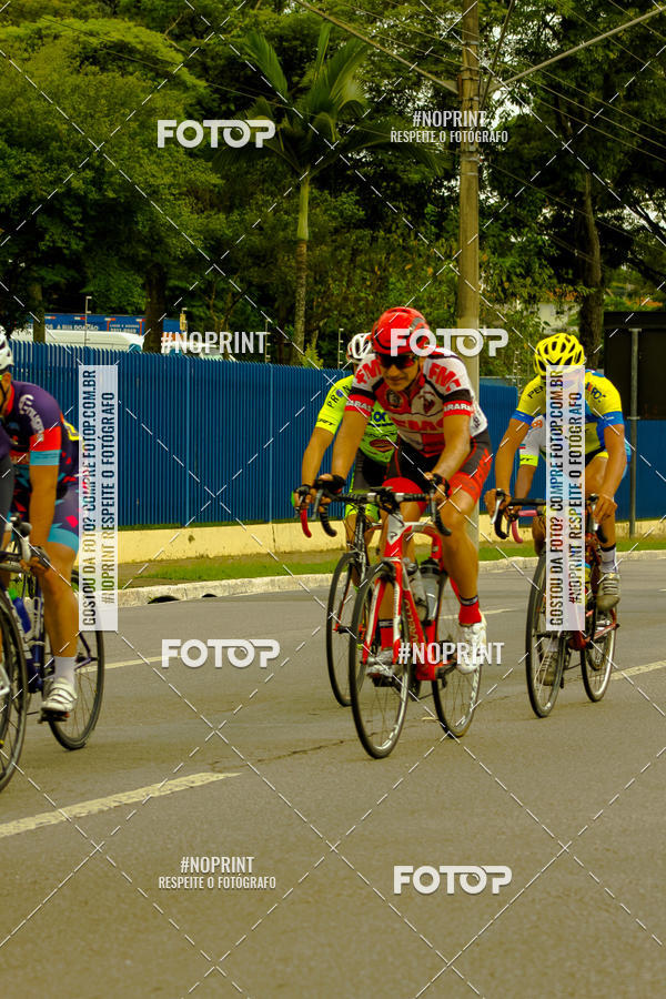 Compra tus fotos del evento GP de ciclismo 120K En Fotop