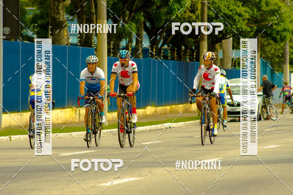 Compra tus fotos del evento GP de ciclismo 120K En Fotop