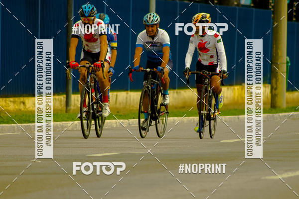 Achetez vos photos de l'vnement GP de ciclismo 120K sur Fotop