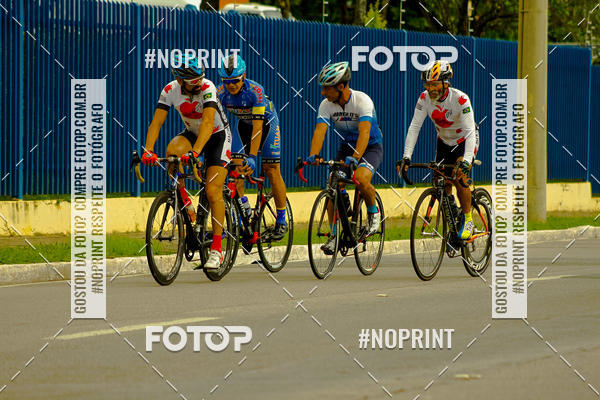Compra tus fotos del evento GP de ciclismo 120K En Fotop