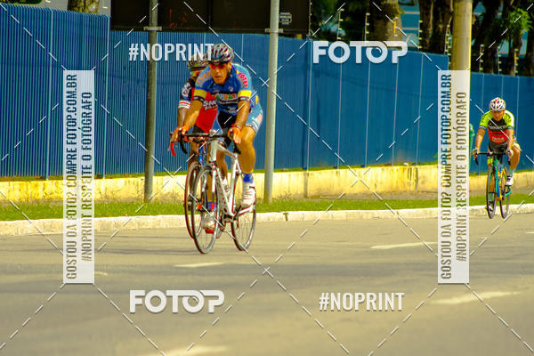 Compra tus fotos del evento GP de ciclismo 120K En Fotop
