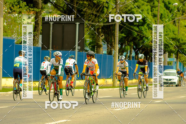 Compra tus fotos del evento GP de ciclismo 120K En Fotop