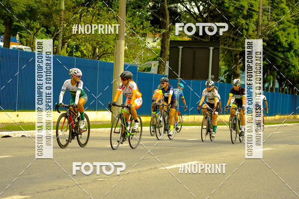 Compra tus fotos del evento GP de ciclismo 120K En Fotop
