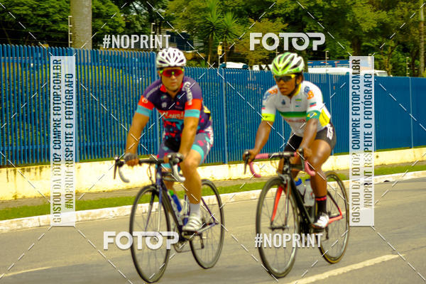 Compra tus fotos del evento GP de ciclismo 120K En Fotop