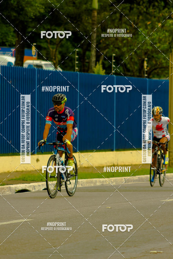 Achetez vos photos de l'vnement GP de ciclismo 120K sur Fotop